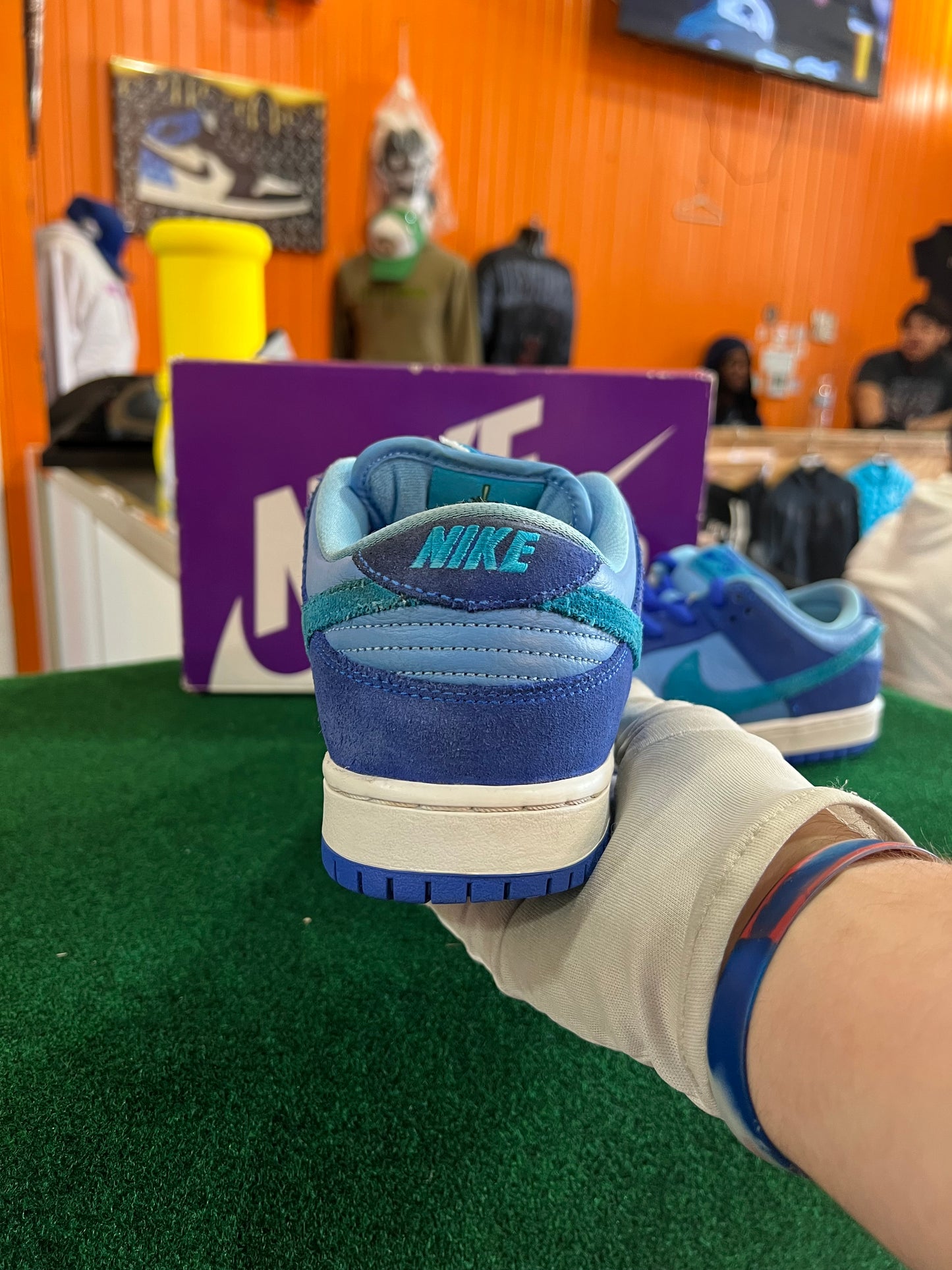 Nike SB (Blue Raspberry)