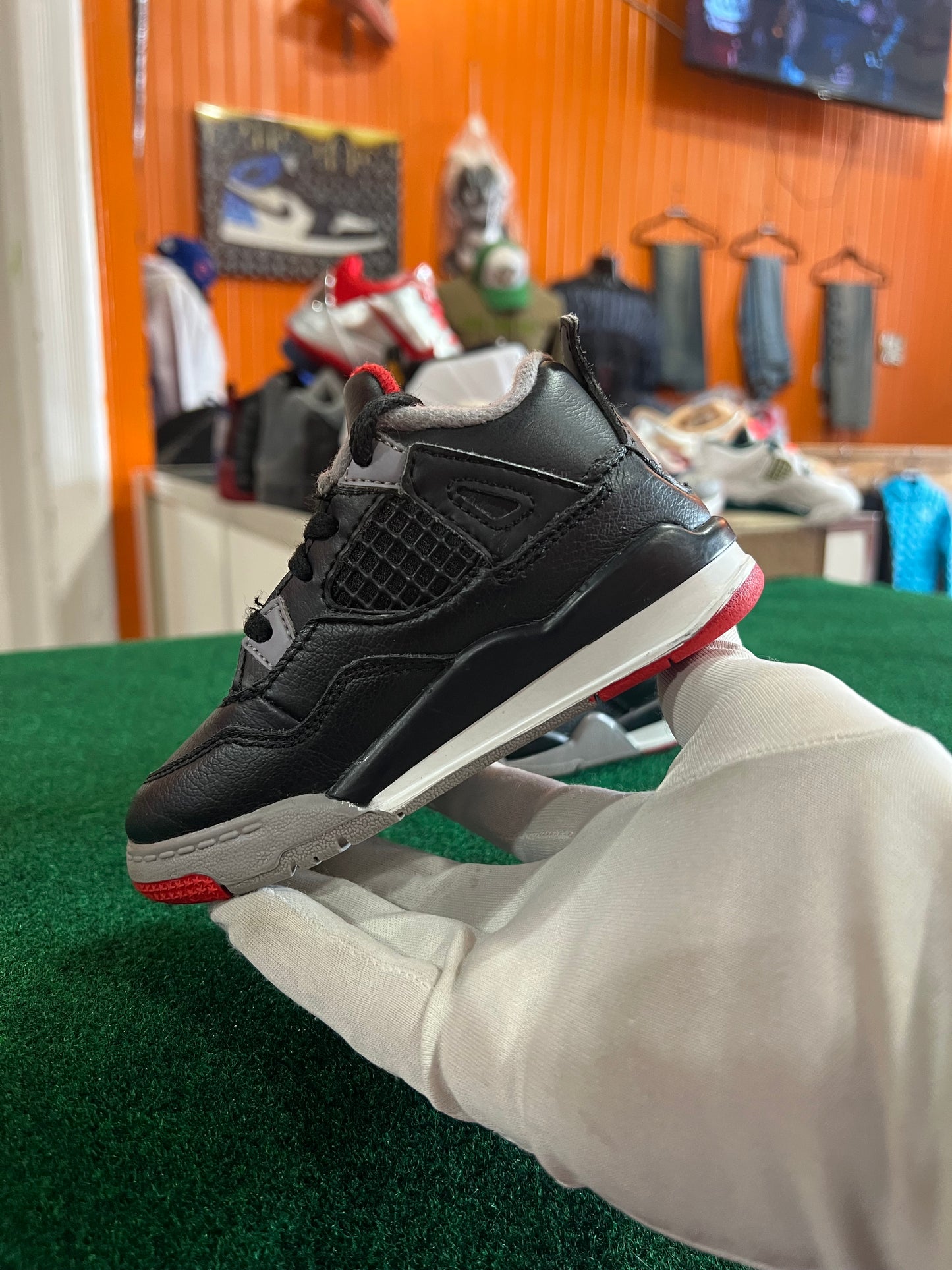Jordan 4 (Bred Reimagined)