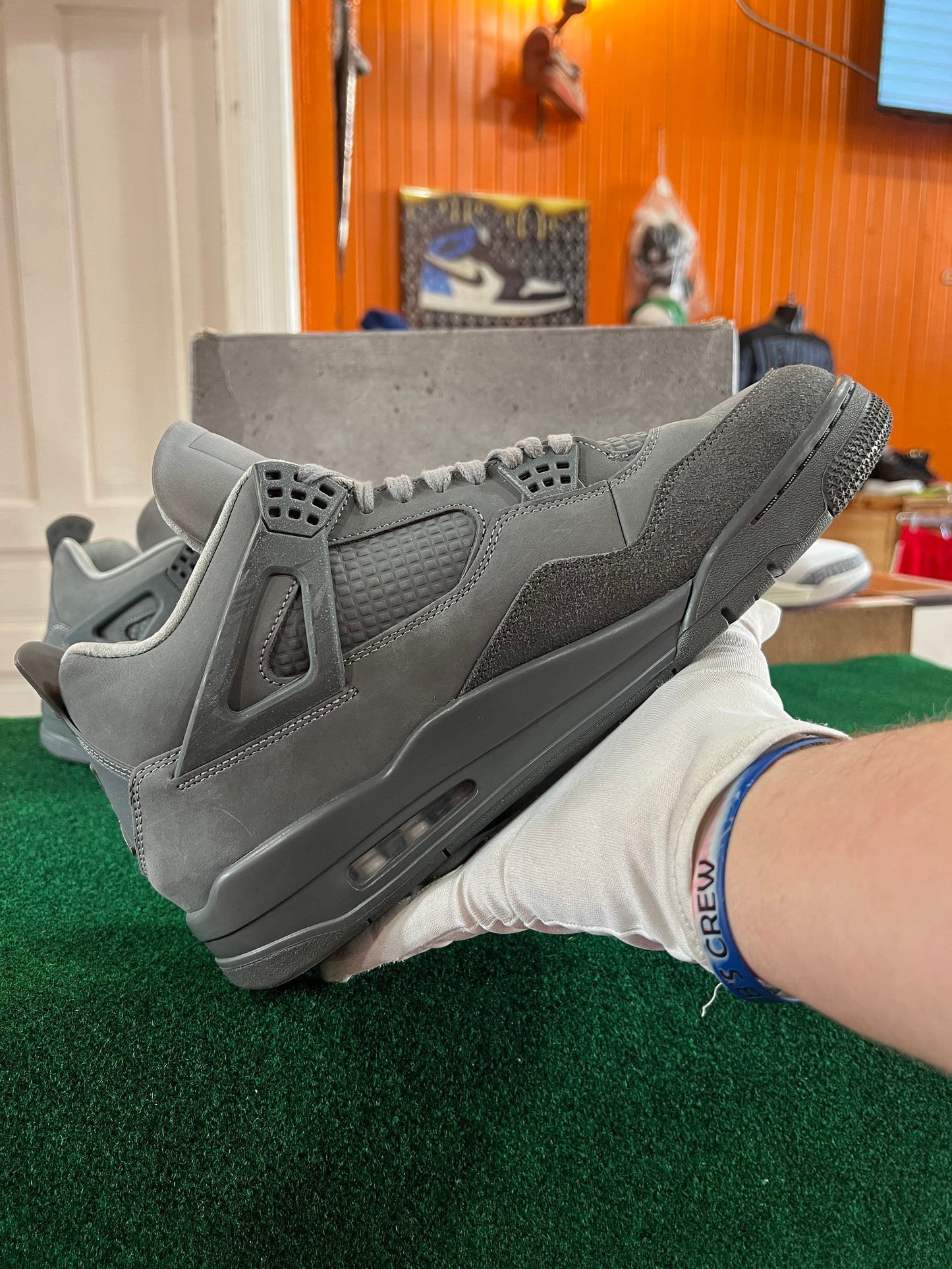 Jordan 4 (Wet Cement)