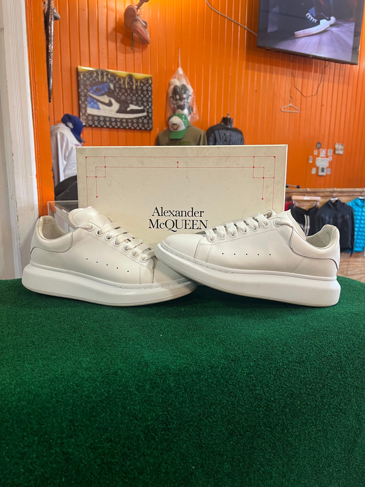 Alexander McQueen (White)