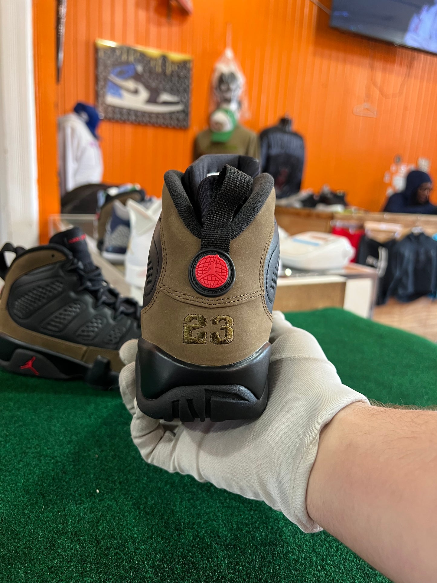 Jordan 9 (Olive)