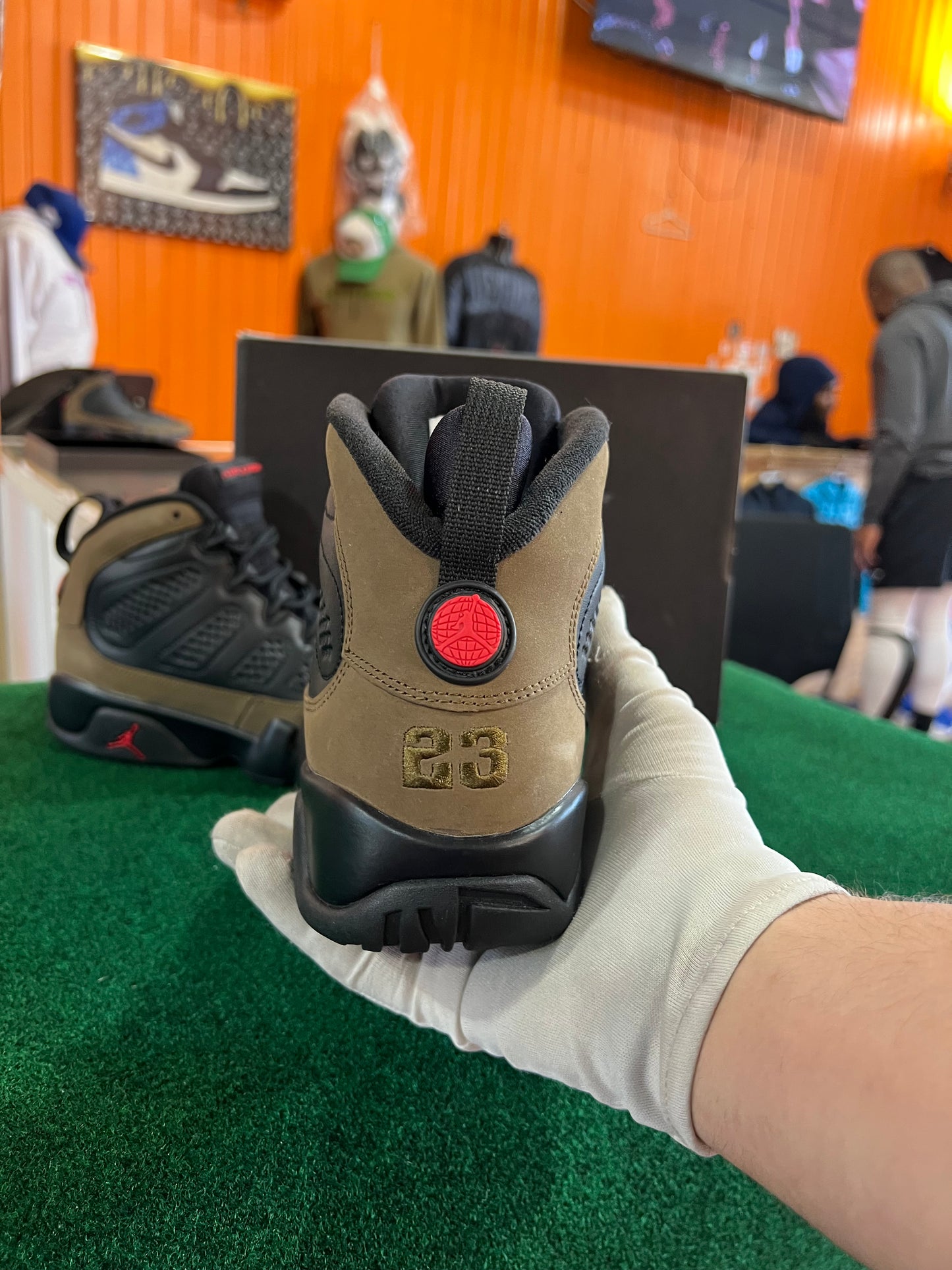 Jordan 9 (Olive)