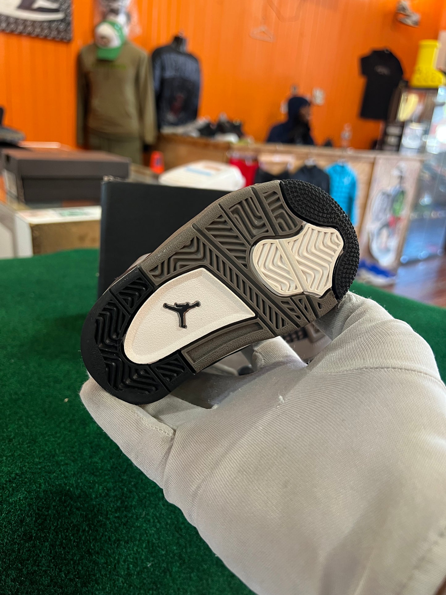 Jordan 4 (Cave Stone)