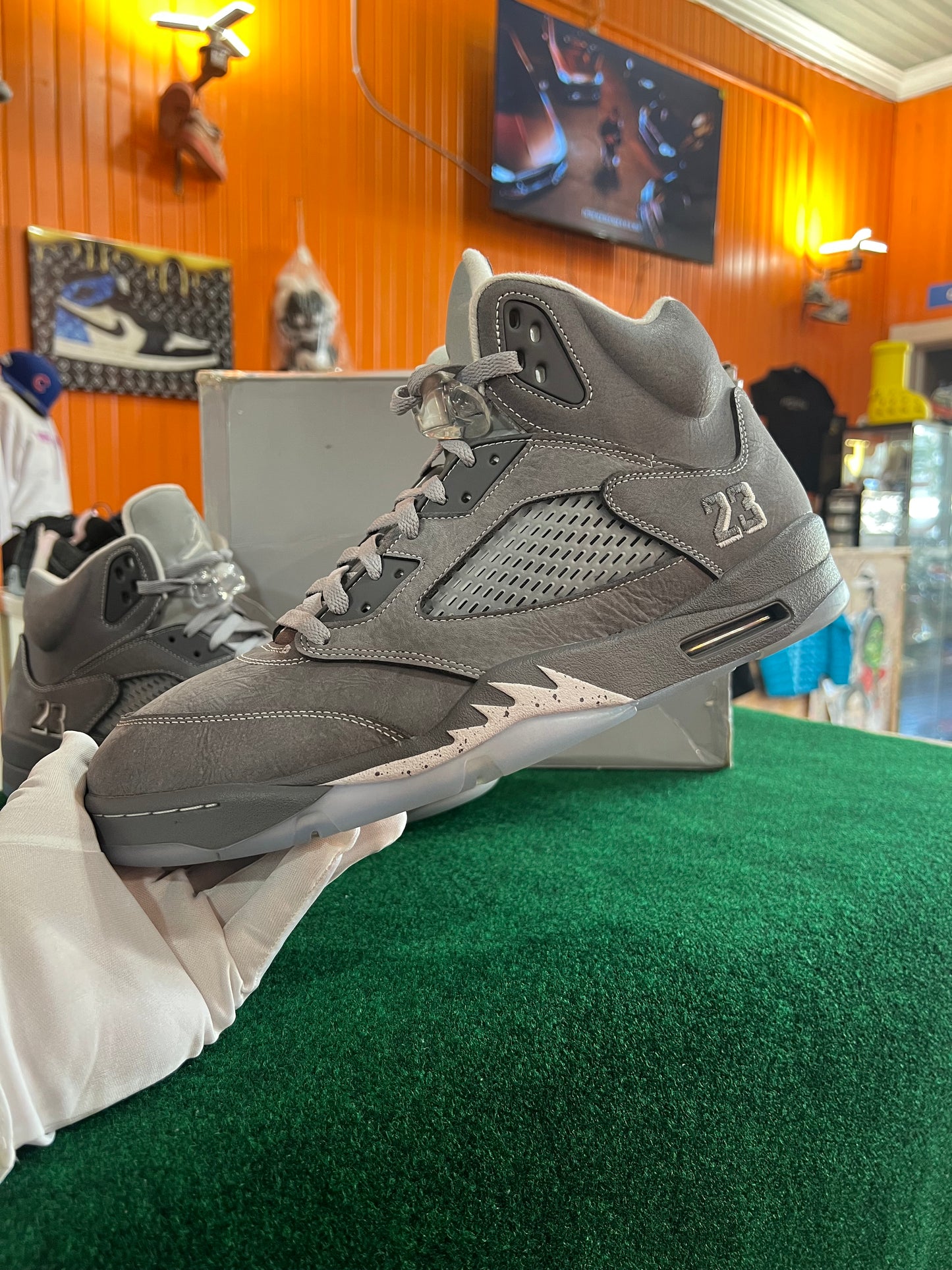 Jordan 5 (Wolf Grey)