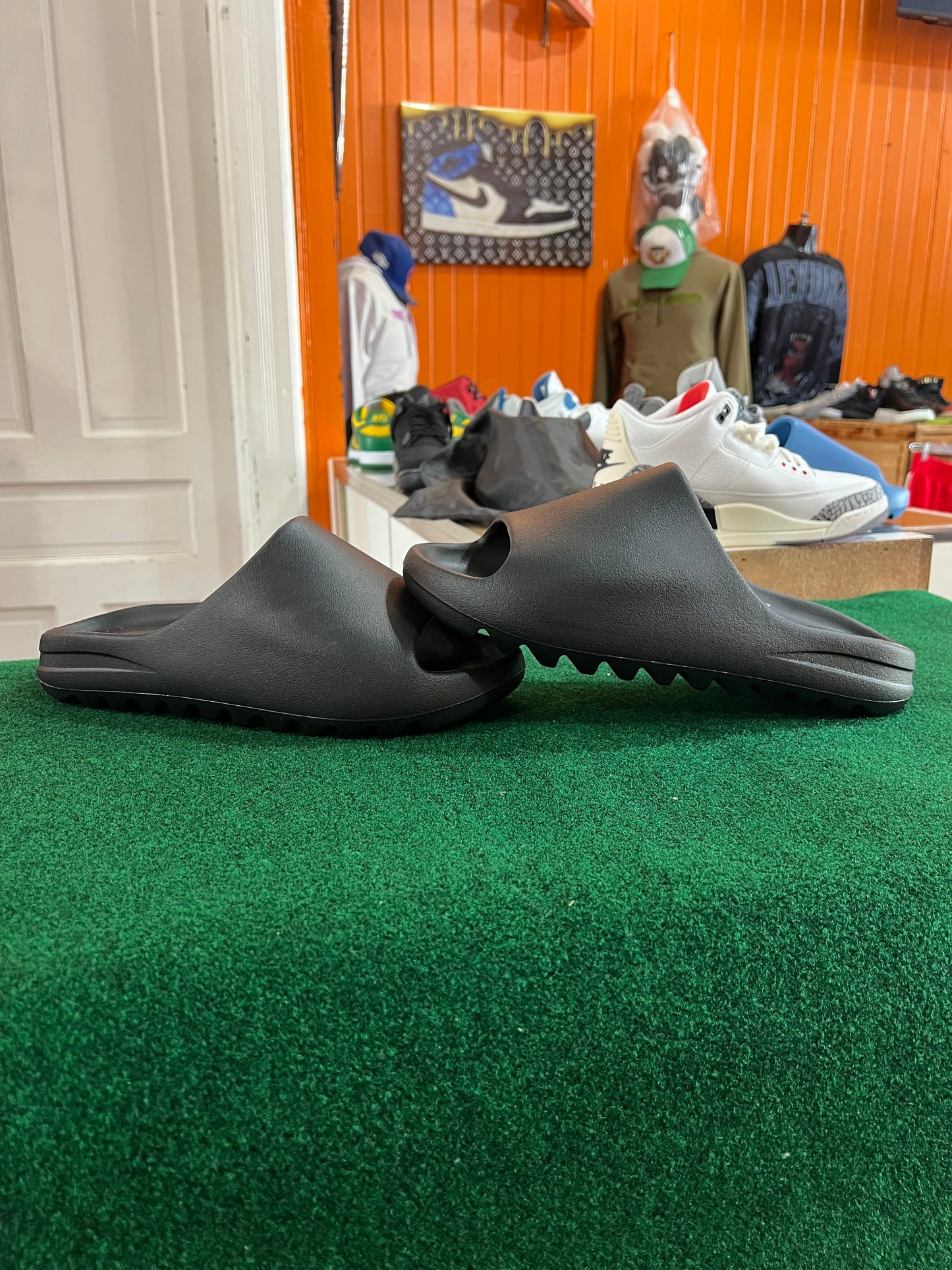YS-01 Slide (Black)