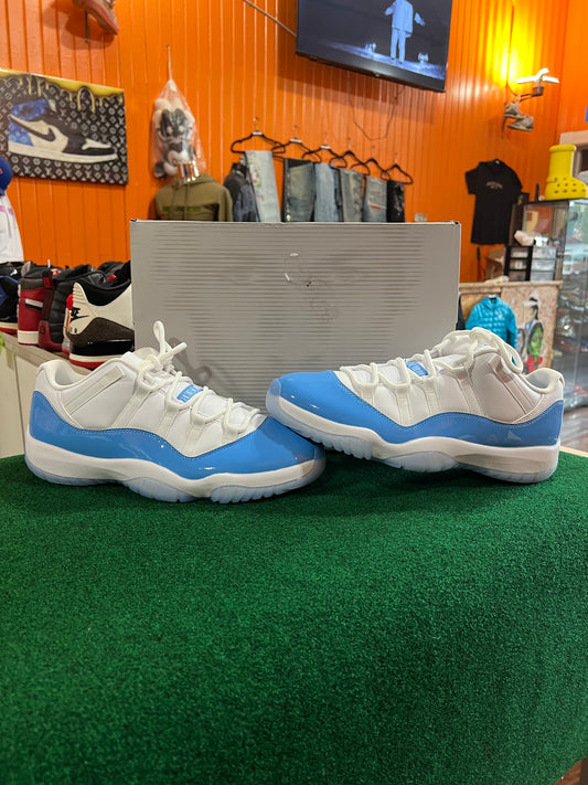 Jordan 11 (University Blue)