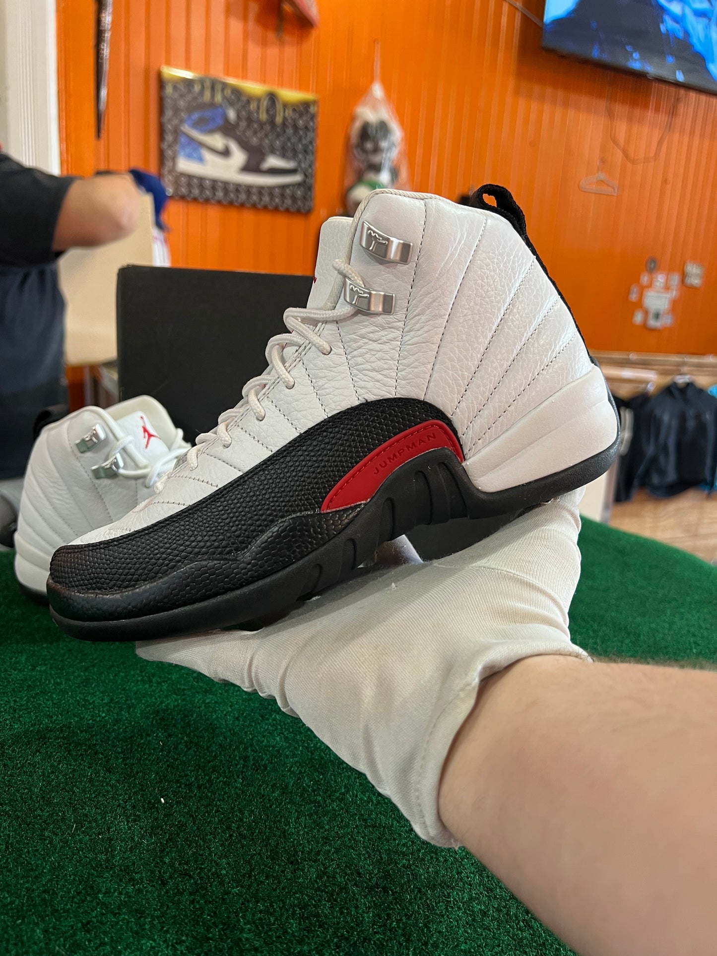 Jordan 12 (Taxi Flip)