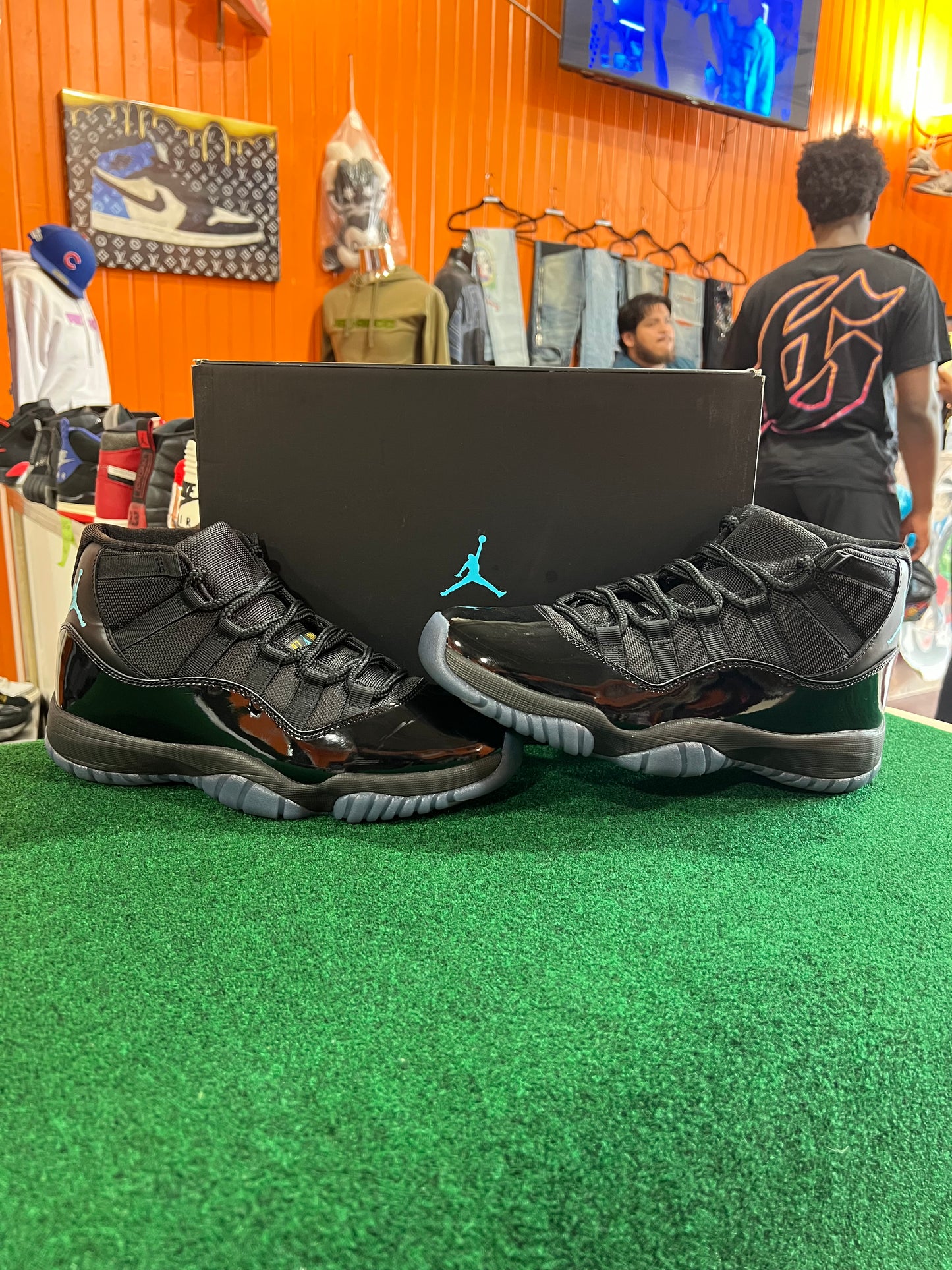 Jordan 11 (Gamma)