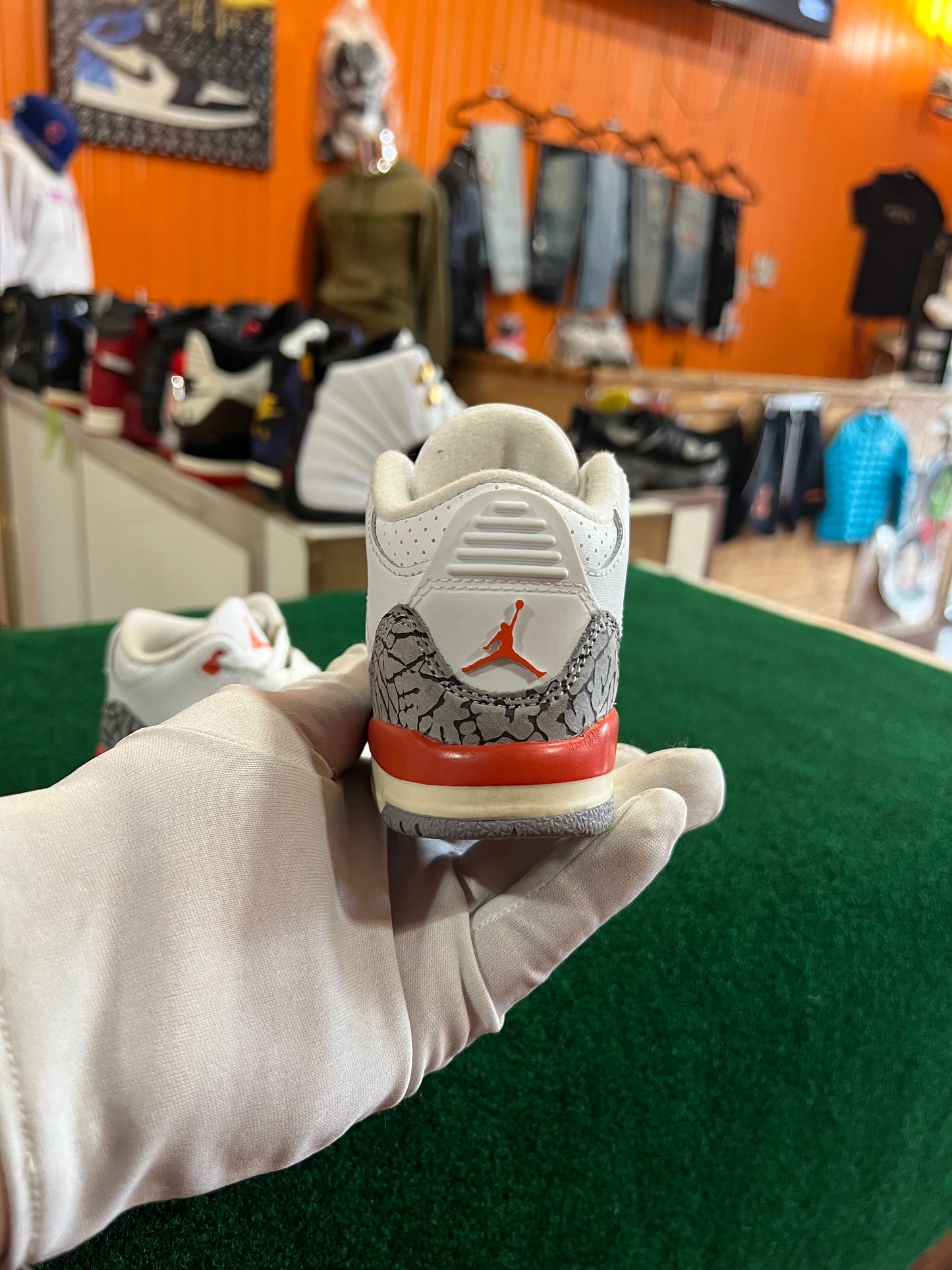 Jordan 3 (Peach)