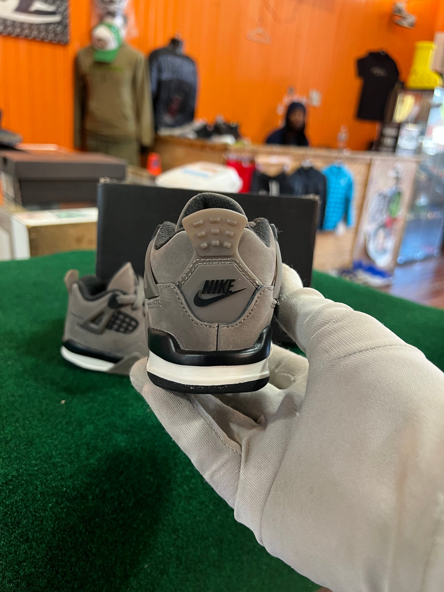 Jordan 4 (Cave Stone)