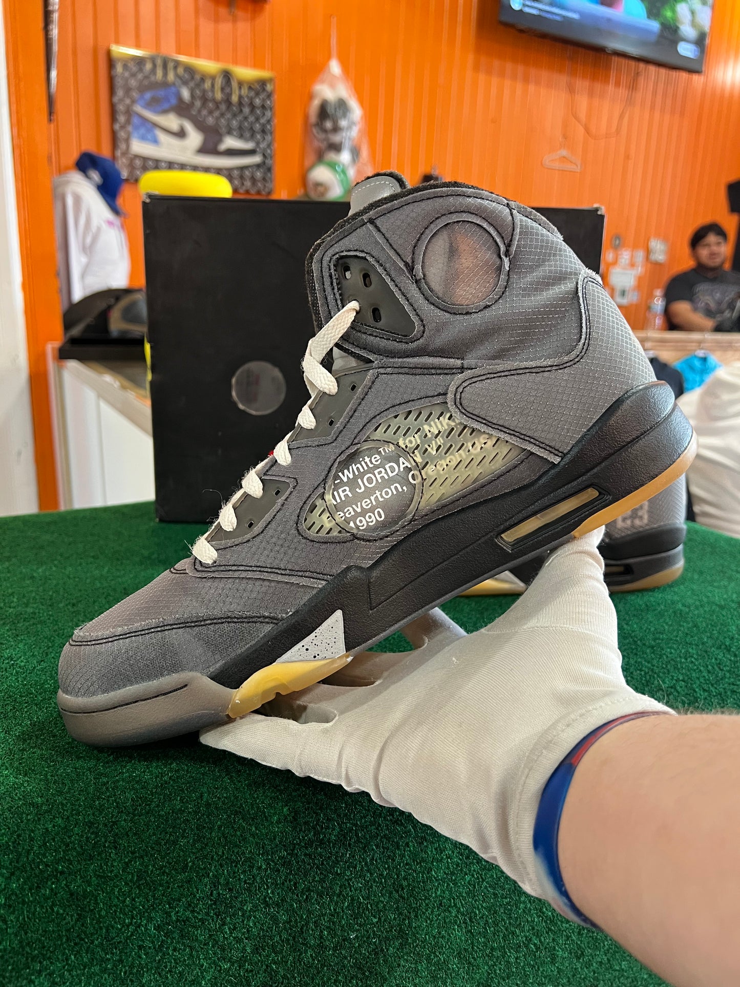 Jordan 5 (Muslin)
