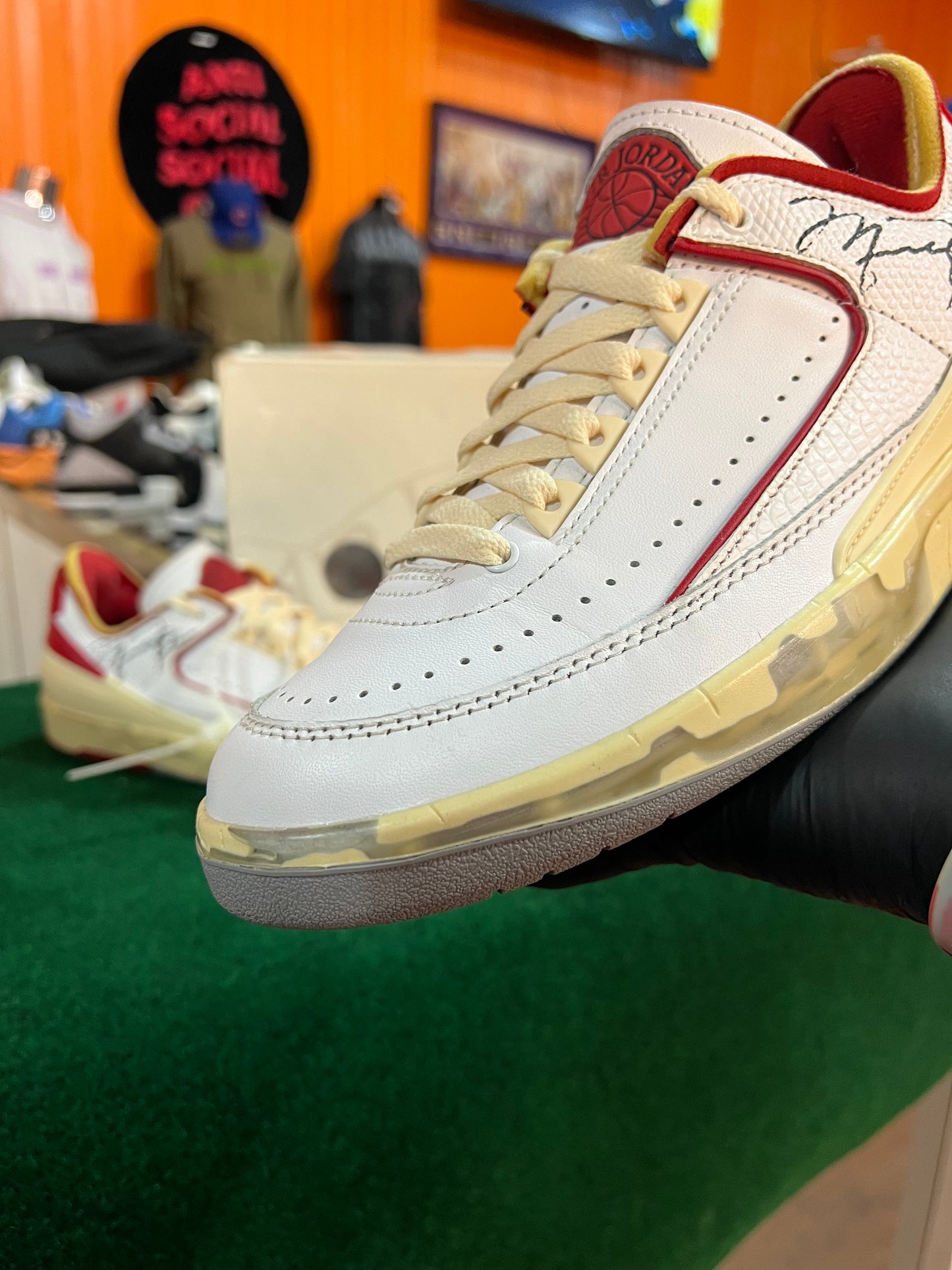 Jordan 2 (Off White)