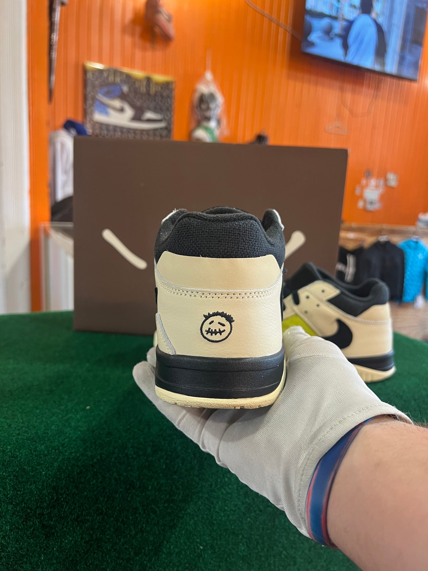 Jumpman Jack (Bright Cactus)