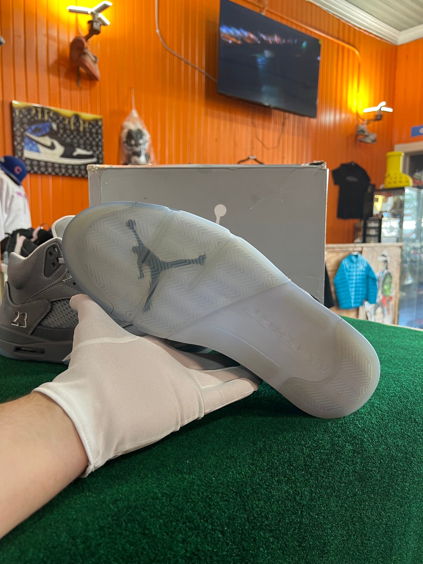 Jordan 5 (Wolf Grey)