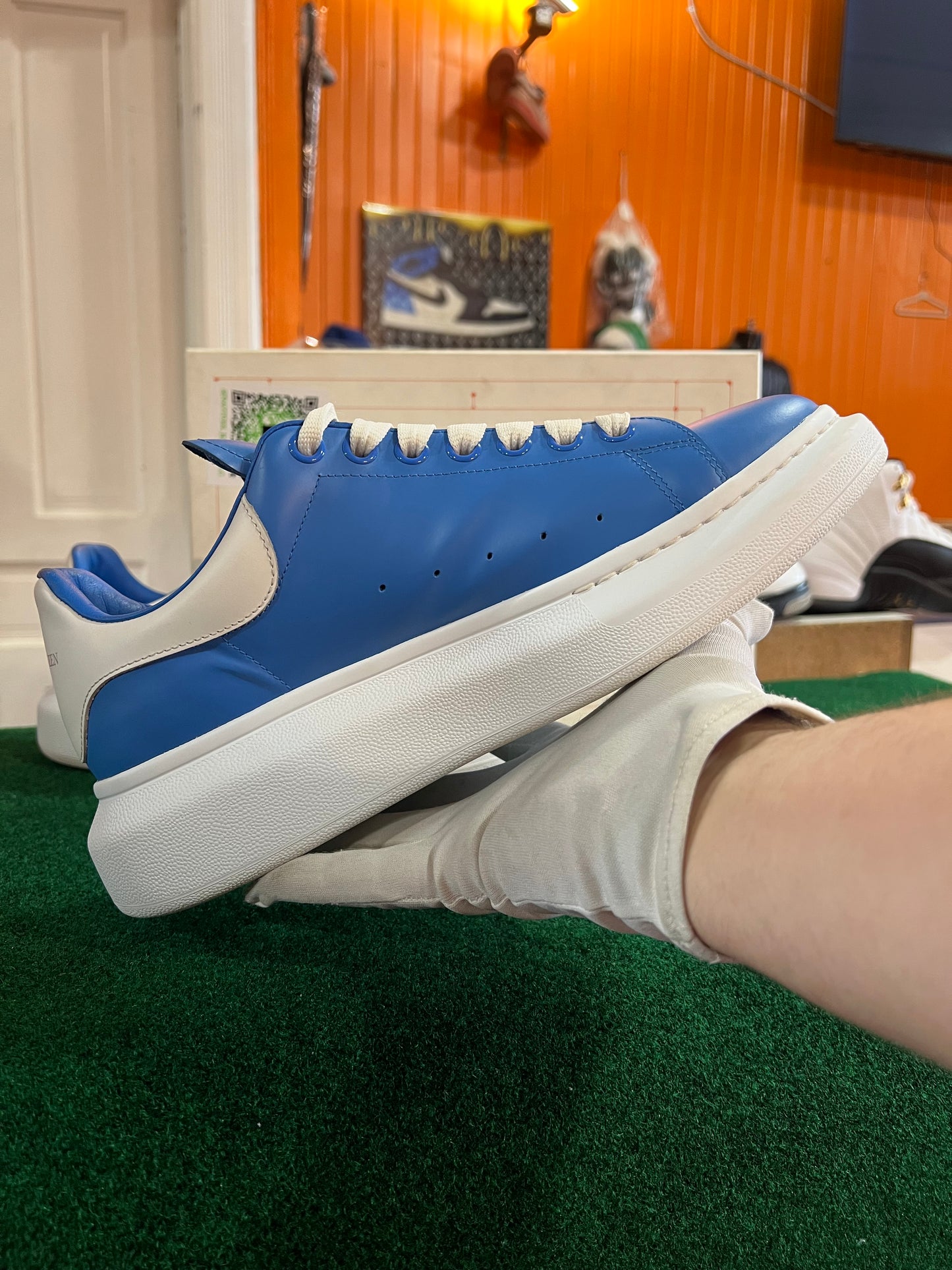 Alexander Mcqueens (Blue)
