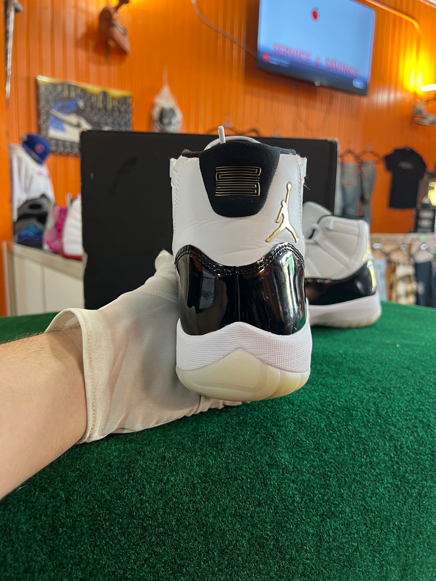 Jordan 11 (DMP)