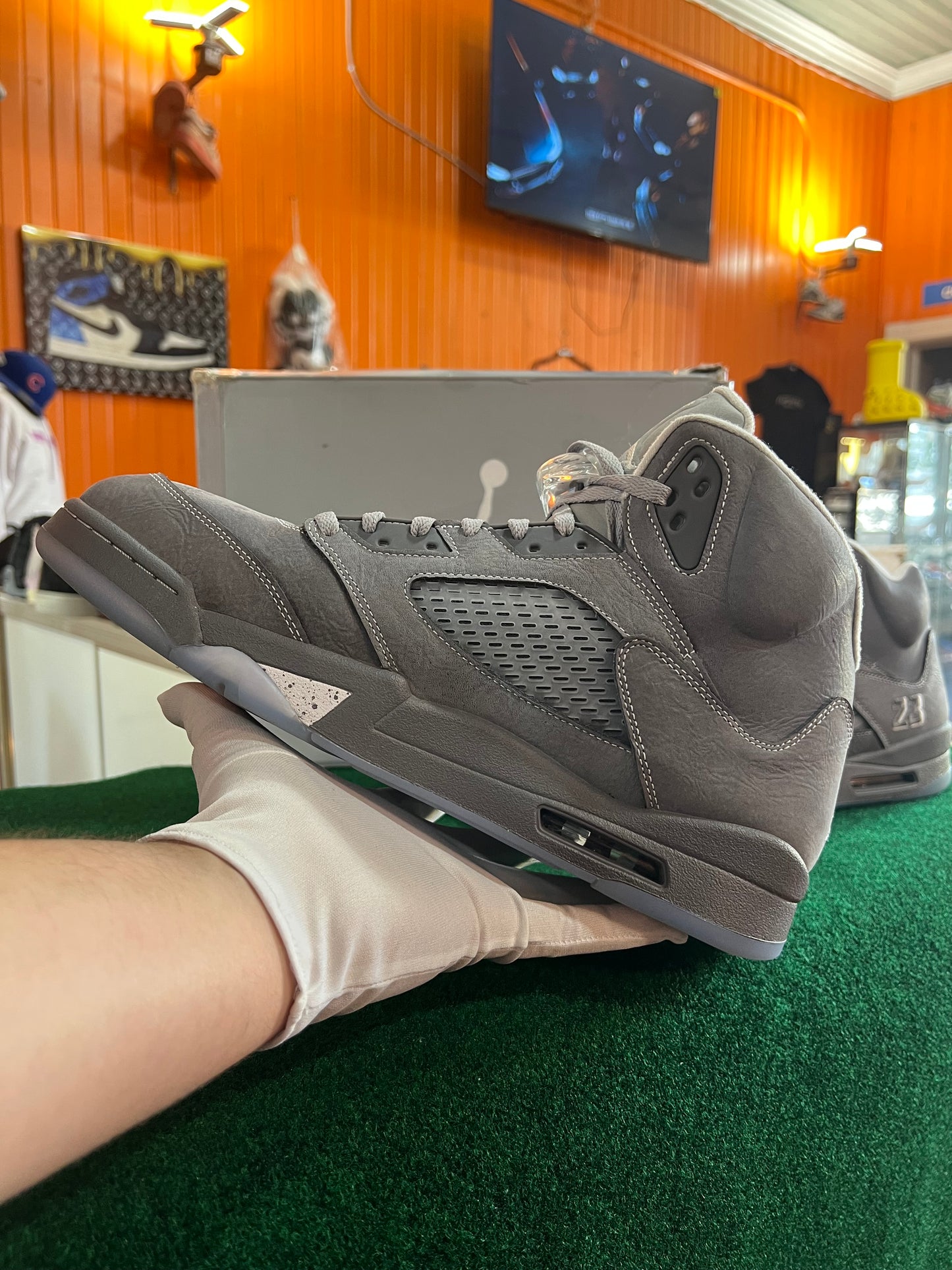 Jordan 5 (Wolf Grey)