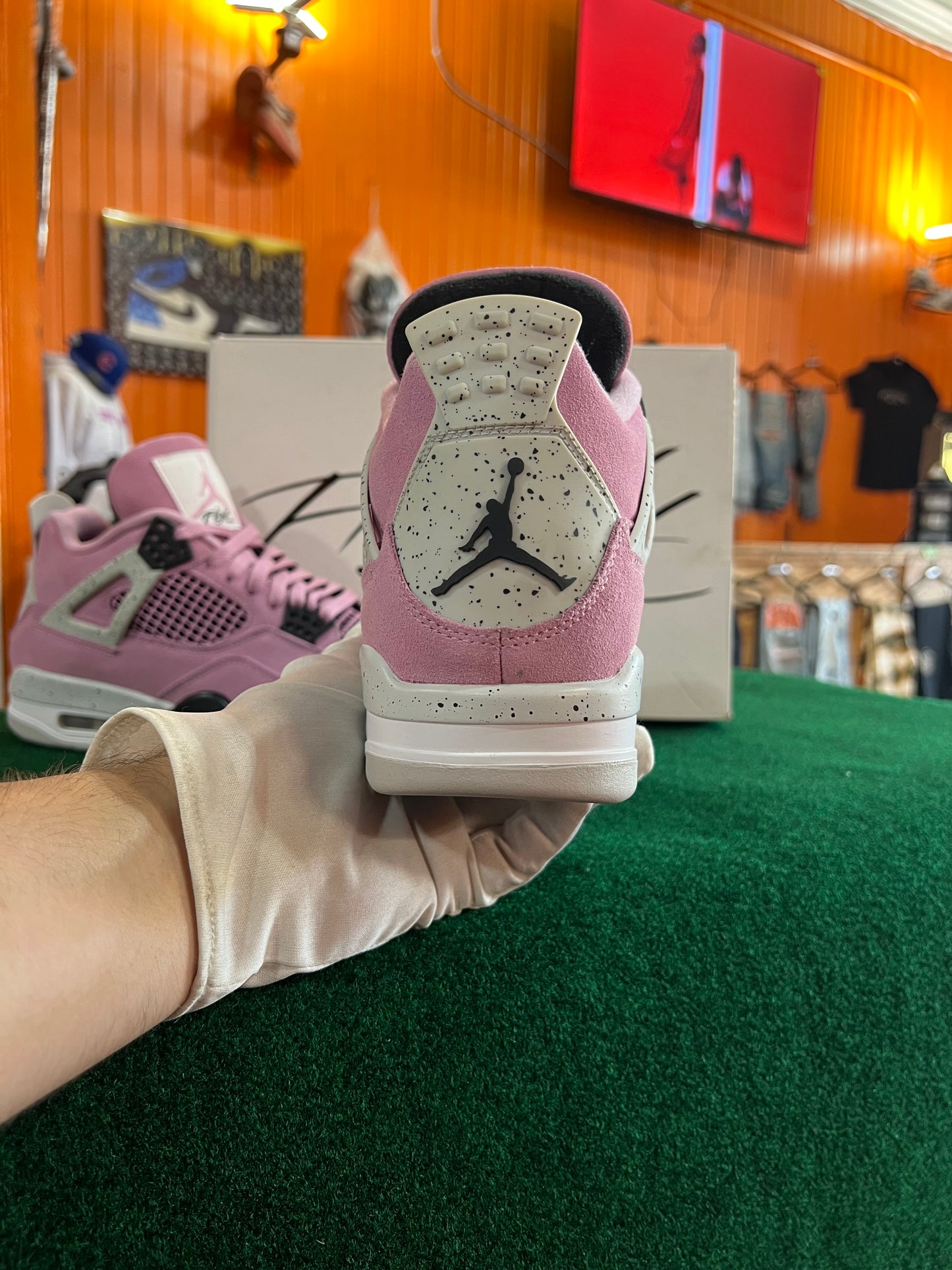 Jordan 4 (Orchid)
