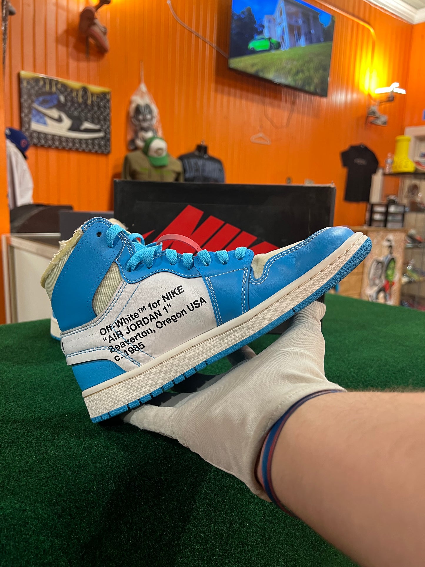 Jordan 1 Off White (UNC)