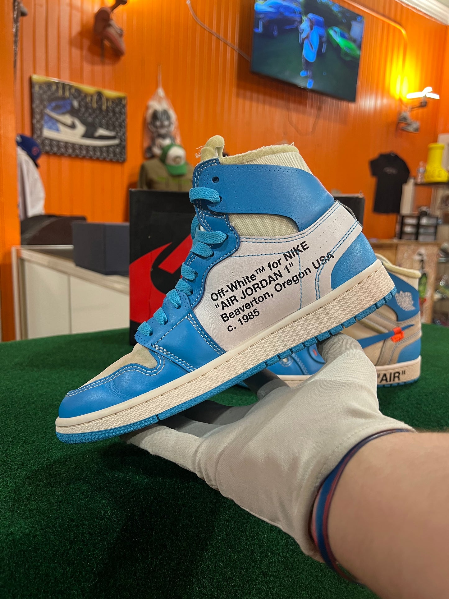 Jordan 1 Off White (UNC)