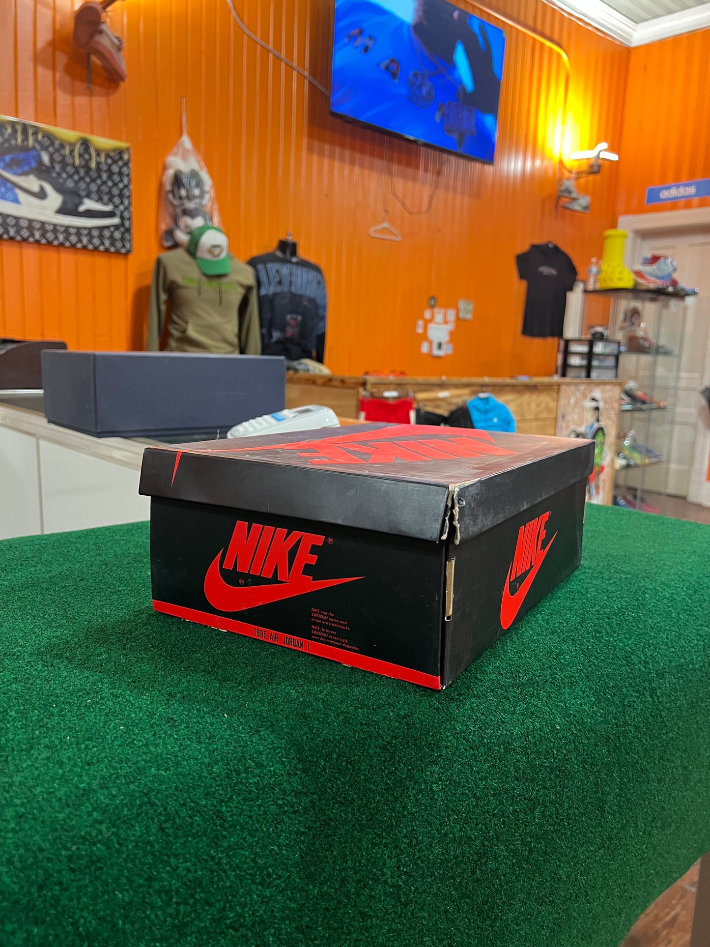 Jordan 1 Off White (UNC)
